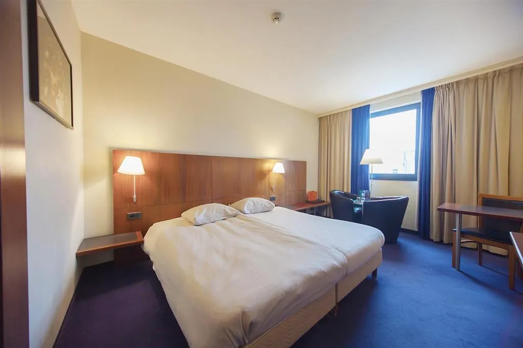 Hotel Nh Brussels Eu Berlaymont 4*,